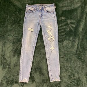 AEO Mid-rise jeans 2S